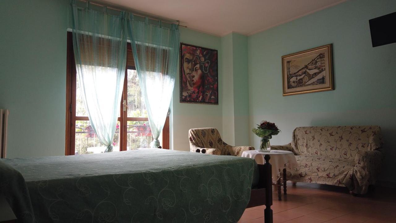 Hotel Cristina Verrayes Extérieur photo
