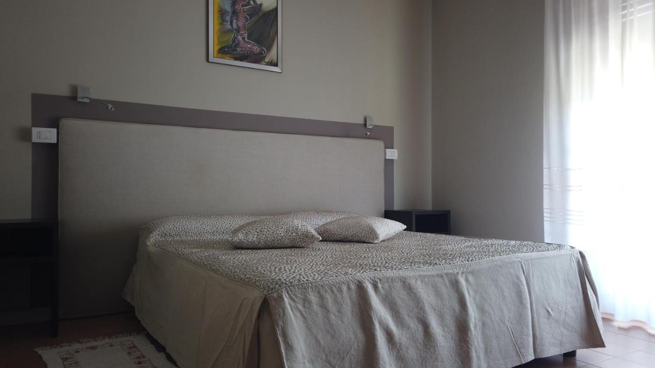Hotel Cristina Verrayes Extérieur photo